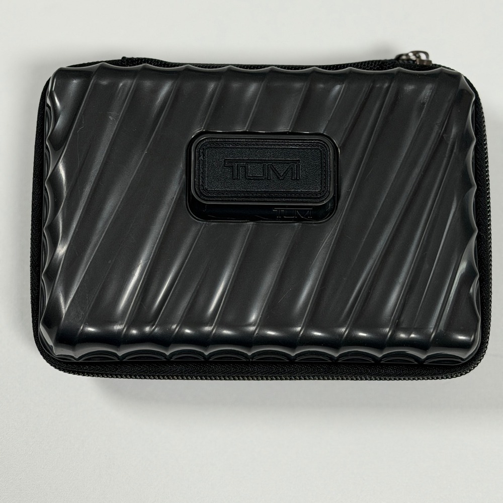 Tumi Amenity Kit Unisex Black Air India Hardshell 19 Degree Ribbed Travel Case